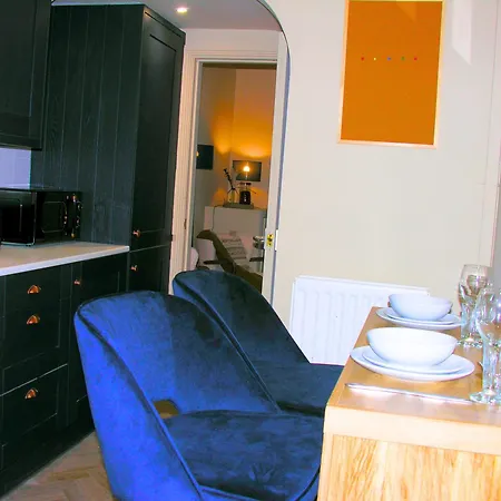 At No12 Holiday home *